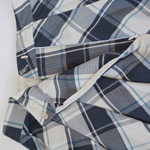 Redherring Gray/White Plaid Pleated  Mini Skirt, Size 8 - Picture 3 of 4